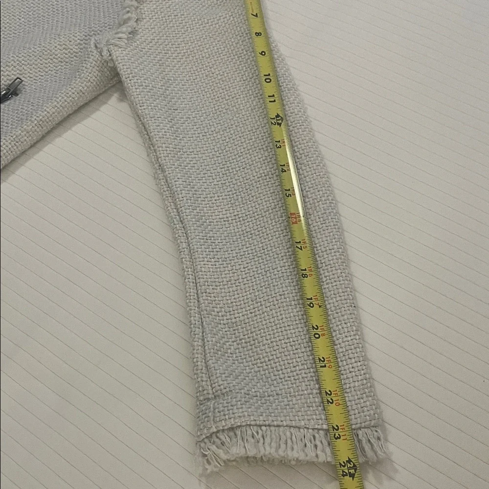 cupcakes & cashmere Gray - Beige Textured Blazer - Picture 9 of 9
